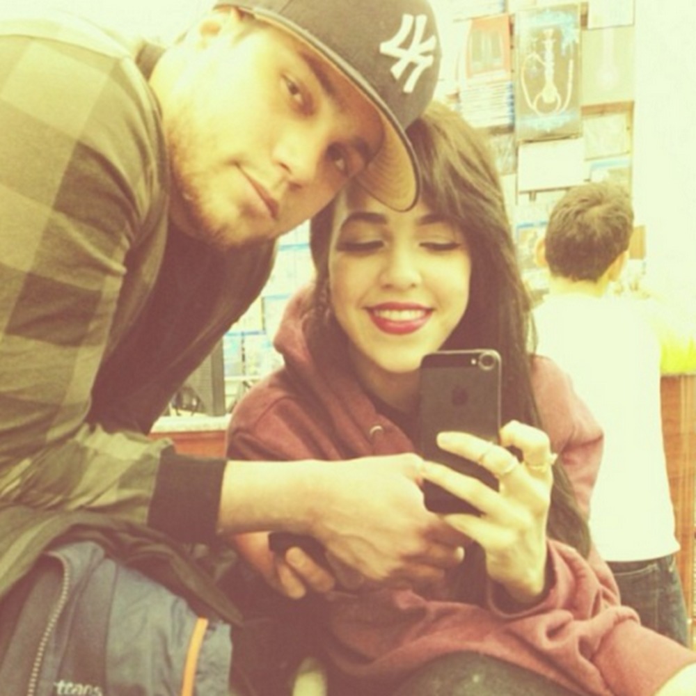 Meet your Posher, Yanill